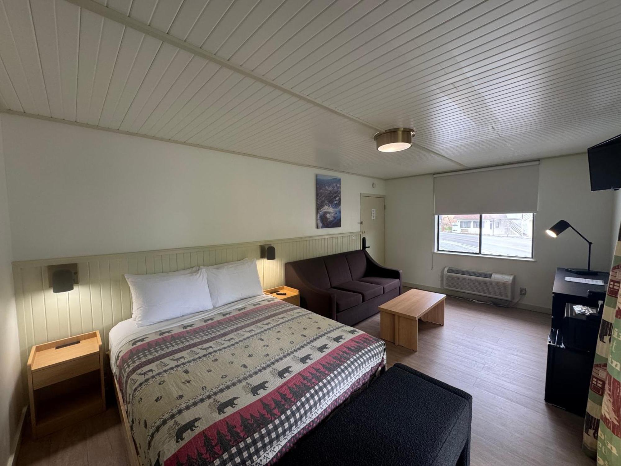 Ski Mountain Lodge แกตลิงเบิร์ก ภายนอก รูปภาพ