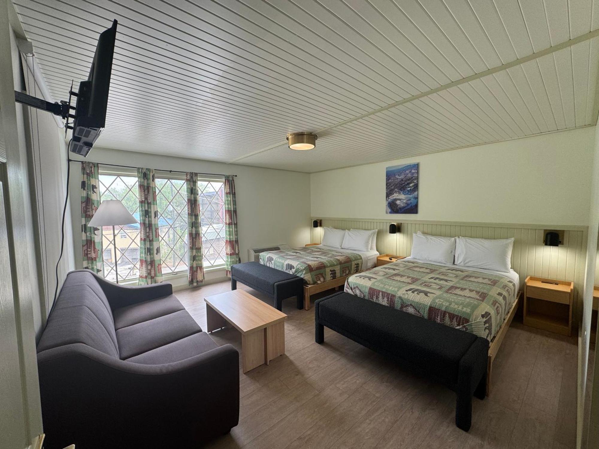 Ski Mountain Lodge แกตลิงเบิร์ก ภายนอก รูปภาพ
