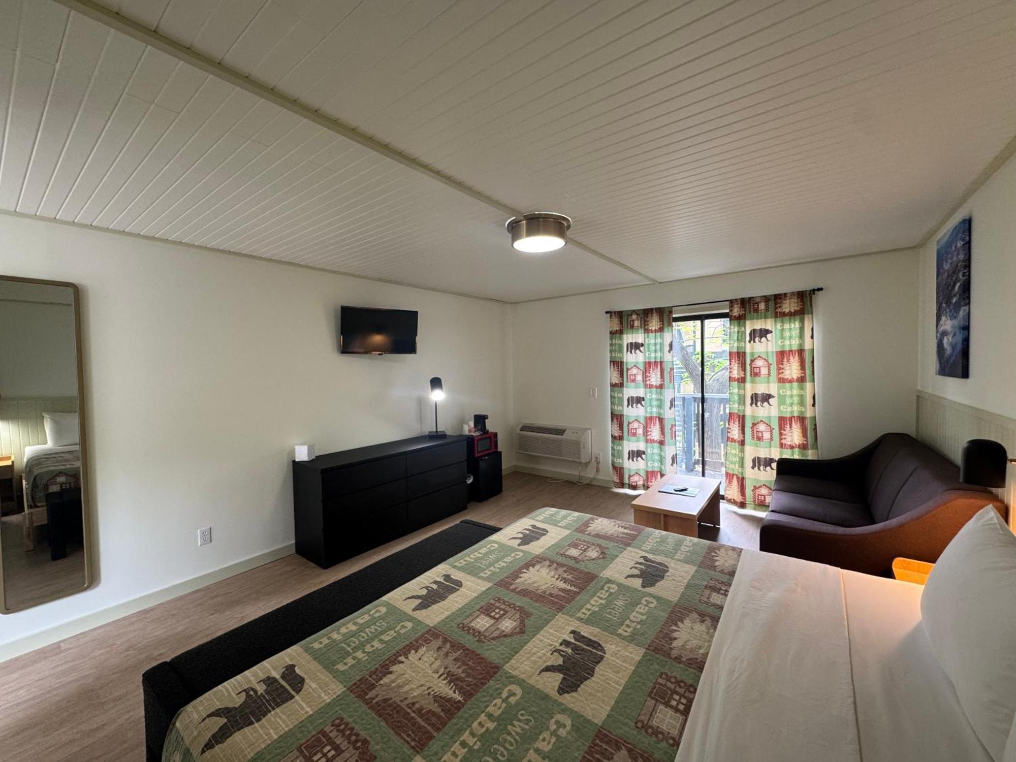 Ski Mountain Lodge แกตลิงเบิร์ก ภายนอก รูปภาพ